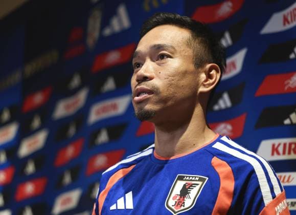 Football: 2026 World Cup Japan s Yuto Nagatomo meets the press in Houston on June 30, 2026, following the team s 2-1 loss to Brazil in a World Cup round of 32 football match the previous day. (Pool photo)  A14AA0005621058P