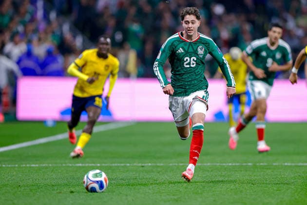 FIFA WORLD CUL 2026 MEXICO VS ECUADOR FIFA World Cup, WM, Weltmeisterschaft, Fussball 2026 MEXICO VS ECUADOR MEXICO VS ECUADOR 30062026 MEXICO CITY, MEXICO Action photo of Brian Gutierrez (26) of Mexico, during game of the FIFA World Cup 2026, held at the Estadio Ciudad de Mexico of Mexico City. Foto de accion de Brian Gutierrez (26) de Mexico, durante juego de la Copa del Mundo 2026 de la FIFA, celebrado en el Estadio Ciudad de Mexico de la Ciudad de Mexico. PHOTO BY IMAGENSHOP AGENCIA FOTOGRAFICA MEXICO CITY MEXICO CITY MEXICO *** FIFA WORLD CUP 2026 MEXICO VS. ECUADOR FIFA WORLD CUP 2026 MEXICO VS. ECUADOR MEXICO VS. ECUADOR 30062026 MEXICO CITY, MEXICO Action photo of Brian Gutierrez (No. 26) of Mexico during a match of the 2026 FIFA World Cup, held at the Estadio Ciudad de Mexico in Mexico City Action photo of Brian Gutierrez (No. 26) of Mexico, during a match of the 2026 FIFA World Cup, held at the Estadio Ciudad de Mexico in Mexico City PHOTO BY IMAGENSHOP PHOTO AGENCY MEXICO CITY MEXICO CITY MEXICO Copyright: xYOALIxMARTINEZx