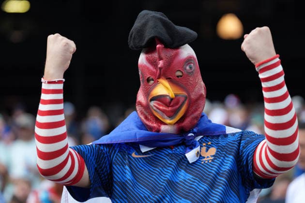 A fan from France attends a Round of 32 match in the 2026 FIFA World Cup, WM, Weltmeisterschaft, Fussball between France and Sweden at MetLife Stadium in New Jersey, United States, 30 June 2026. FIFA World Cup 2026 - Round of 32 - France vs Sweden ACHTUNG: NUR REDAKTIONELLE NUTZUNG  Copyright: xÃ?ngelxColmenaresx GR2092 20260630-55020758778_1 FIFA World Cup 2026 - Round of 32 - France vs Sweden !ACHTUNG: NUR REDAKTIONELLE NUTZUNG!  Copyright: xIMAGO Ã?ngelxColmenaresx imago images 0860438905 0860438905st