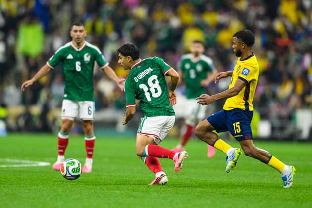 June 30, 2026, Peru: Obed Vargas of Mexico plays against Pedro Vite of Ecuador during the FIFA World Cup, WM, Weltmeisterschaft, Fussball 2026 match between Mexico and Ecuador. Mexico hosted Ecuador at Mexico City Stadium on June 20, 2026 in Mexico City, Mexico Soccer 2026: Mexico 2:0 Ecuador - FIFA World Cup 2026  - ZUMAf196 20260630_zsp_f196_055 Copyright: xMartinxFonsecax