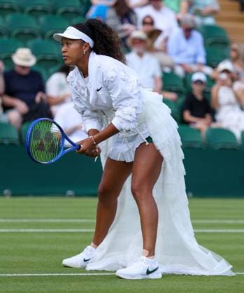 Nao warms up ahead of her during her second round match Wimbledon Tennis Championships, Day 3, The All England Lawn Tennis and Croquet Club, London, UK - 01 Jul 2026London The All England Lawn Tennis and United Kingdom  Copyright: xKieranxMcManus Shutterstockx 16970334d