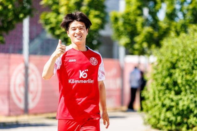 1. FSV Mainz 05, Auftakttraining, 01.07.2026 Sota Kawasaki (1. FSV Mainz 05, 24) Auftakttraining der Herren des 1. FSV Mainz 05 zur Saison 2026 27 der 1. Fussball Bundesliga, Trainingsgelände auf dem Wolfgang Frank Campus, Mainz, 01.07.2026 DFL DFB regulations prohibit any use of photographs as image sequences and or quasi-video. *** 1 FSV Mainz 05, Season-Opening Training Session, July 1, 2026 Sota Kawasaki 1 FSV Mainz 05, 24th pre-season training session for the 1 FSV Mainz 05 men’s team for the 2026–27 1. Bundesliga season, training grounds at the Wolfgang Frank Campus, Mainz, July 1, 2026 DFL DFB regulations prohibit any use of photographs as image sequences and or quasi-video Copyright: xBEAUTIFULxSPORTS Hahnex