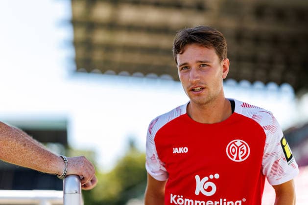 1. FSV Mainz 05, Auftakttraining, 01.07.2026 William Boeving (1. FSV Mainz 05, 14) Auftakttraining der Herren des 1. FSV Mainz 05 zur Saison 2026 27 der 1. Fussball Bundesliga, Trainingsgelände auf dem Wolfgang Frank Campus, Mainz, 01.07.2026 DFL DFB regulations prohibit any use of photographs as image sequences and or quasi-video. *** 1 FSV Mainz 05, Season-Opening Training Session, July 1, 2026 William Boeving 1 FSV Mainz 05, 14 First training session of the 1 FSV Mainz 05 men’s team for the 2026–27 season of the 1. Bundesliga, training grounds at the Wolfgang Frank Campus, Mainz, July 1, 2026 DFL DFB regulations prohibit any use of photographs as image sequences and or quasi-video Copyright: xBEAUTIFULxSPORTS Hahnex