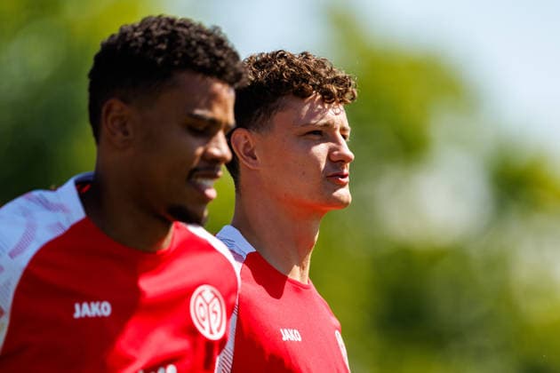 1. FSV Mainz 05, Auftakttraining, 01.07.2026 Eric Martel (1. FSV Mainz 05) Auftakttraining der Herren des 1. FSV Mainz 05 zur Saison 2026 27 der 1. Fussball Bundesliga, Trainingsgelände auf dem Wolfgang Frank Campus, Mainz, 01.07.2026 DFL DFB regulations prohibit any use of photographs as image sequences and or quasi-video. *** 1 FSV Mainz 05, First Training Session, July 1, 2026 Eric Martel 1 FSV Mainz 05 Men’s team’s first training session of the 2026–27 season in the 1. Bundesliga, training grounds at the Wolfgang Frank Campus, Mainz, July 1, 2026 DFL DFB regulations prohibit any use of photographs as image sequences and or quasi-video Copyright: xBEAUTIFULxSPORTS Hahnex