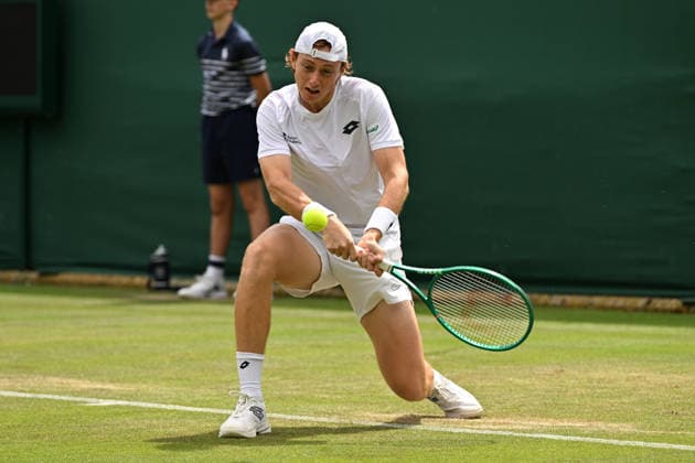 Wimbledon Tennis Championships 2026 - Day 3 LONDON, UNITED KINGDOM - July 01: Ignacio Buse of Peru plays against Jenson Brooksby of the United States in the Mens singles second round match against during day three of The Wimbledon Tennis Championships at All England Lawn Tennis and Croquet Club on July 01, 2026 in London, United Kingdom Ray Tang Anadolu London United Kingdom. Editorial use only. Please get in touch for any other usage.  Copyright: x2026xAnadoluxRayxTangx