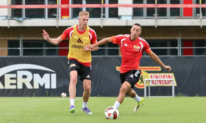 Zeno van den Bosch, Marin Ljubicic Zweikampf Spielszene Aktion Auftakttraining Fußball Fussball Training Bundesliga Herren DFL Saison 2026 2027 01.07.2026 1.FC Union Berlin FCU DFL regulations prohibit any use of photographs as image sequences and or quasi-video. *** Zeno van den Bosch, Marin Ljubicic, tackle, game scene, action, preseason training, sports, soccer, soccer training, Bundesliga, men s, DFL, 2026–2027 season, January 7, 2026, 1. FC Union Berlin (FCU). DFL regulations prohibit any use of photographs as image sequences and or quasi-video.