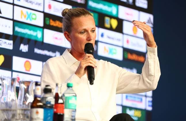 01.07.2026, xcex, GER, Hamburg, Volksparkstadion, Fussball, 1. Bundesliga, Saison 2026 2027, HSV, Hamburger Sportverein, Pressekonferenz anlaesslich der Vorstellung der neuen HSV-Sportvorstaendin Kathleen Krueger beim HSV DFL regulations prohibit any use of photographs as image sequences and or quasi-video *** July 1, 2026, xcex, GER, Hamburg, Volksparkstadion, Soccer, Bundesliga 1, 2026–2027 season, HSV, Hamburger Sportverein, press conference marking the introduction of HSV’s new sporting director, Kathleen Krueger; DFL regulations prohibit any use of photographs as image sequences and or quasi-video