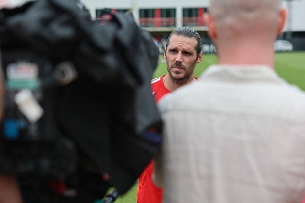BERLIN, DEUTSCHLAND - JULY 1: Christopher Trimmel (Union Berlin, 28) answers the questions of journalists, during the Training kick-off 1. FC Union Berlin at Training ground at Stadion an der Alten Foersterei on matchday 32 on July 1, 2026 in Berlin, Deutschland. DFB regulations prohibit any use of photographs as image sequences and or quasi video. Berlin Deutschland Copyright: xO.Frankex