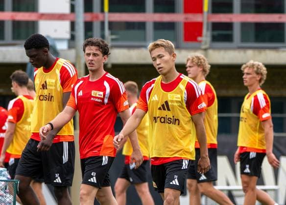Fußball, Herren, Saison 2026 2027, 1. Bundesliga, 1. FC Union Berlin, Training auf Trainingsplatz II, v. l. Mekhi Gray (U19, 1. FC Union Berlin), Duje Sliskovic (U19, 1. FC Union Berlin), Woo-Yeong Jeong (Wooyeong, 1. FC Union Berlin), 01.07. 2026, *** Soccer, Men s, 2026–2027 Season, Bundesliga 1, 1. FC Union Berlin, Training on Training Field II, from left: Mekhi Gray (U19), 1. FC Union Berlin, Duje Sliskovic (U19), 1. FC Union Berlin, Woo Yeong Jeong (Wooyeong), 1. FC Union Berlin, July 1, 2026, Copyright: xMatthiasxKochx
