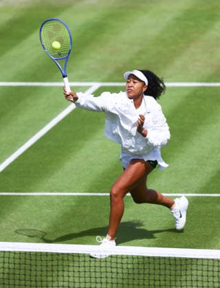 Wimbledon Championships 2026, Day One, AELTC Wimbledon, London, UK - 01 07 2026 Naomi Osaka (JPN) warms up ahead for her first round match against Anastasia Gasanova in the 2026 Wimbledon Championships at the AELTC London London AELTC Wimbledon London GBR, UK NEWSPAPERS OUT Copyright: xMarkxGreenwoodx