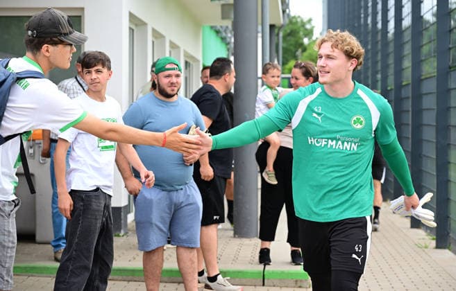01.07.2026 - Fussball - 2. Bundesliga - Saison 2026 2027 - SpVgg Greuther Fürth Fuerth ( Kleeblatt ) - Training Trainingsauftakt - - xwoxzix - Silas Prüfrock (43, SpVgg Greuther Fürth ) *** July 1, 2026 Soccer 2. Bundesliga 2026–2027 Season SpVgg Greuther Fürth Fürth Kleeblatt Training First Day of Training xwoxzix Silas Prüfrock 43, SpVgg Greuther Fürth
