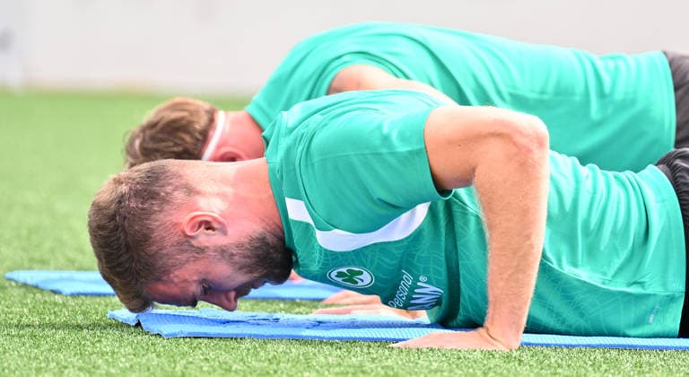 01.07.2026 - Fussball - 2. Bundesliga - Saison 2026 2027 - SpVgg Greuther Fürth Fuerth ( Kleeblatt ) - Training Trainingsauftakt - - xwoxzix - Dennis Srbeny (7, SpVgg Greuther Fürth ) *** July 1, 2026 Soccer 2. Bundesliga 2026–2027 Season SpVgg Greuther Fürth (Füroth Kleeblatt) Training First Day of Training xwoxzix Dennis Srbeny 7, SpVgg Greuther Fürth
