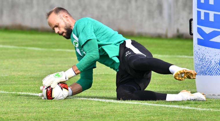 01.07.2026 - Fussball - 2. Bundesliga - Saison 2026 2027 - SpVgg Greuther Fürth Fuerth ( Kleeblatt ) - Training Trainingsauftakt - - xwoxzix - Christian Ortag (39, SpVgg Greuther Fürth ) *** July 1, 2026 Soccer 2. Bundesliga 2026–2027 Season SpVgg Greuther Fürth Fürth Kleeblatt Training First Day of Training xwoxzix Christian Ortag 39, SpVgg Greuther Fürth