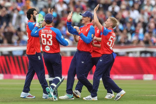 First Vitality T20 International England v India Tom Banton of England celebrates catching out Sanju Samson of India during the First Vitality T20 international match, Länderspiel, Nationalmannschaft England vs India at Banks Homes Riverside Stadium, Chester-le-street, United Kingdom on 01 July 2026 (Photo by Mark Cosgrove News Images) Chester-le-street Banks Homes Riverside Stadium County Durham United Kingdom Copyright: xMarkxCosgrove NewsxImagesx