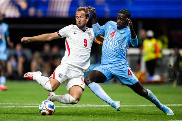 260701 Harry Kane of England and Axel Tuanzebe of Congo DR during the FIFA World Cup, WM, Weltmeisterschaft, Fussball 2026 round of 32 football match between England and Congo DR on July 1, 2026 in Atlanta. Photo: Jon Olav Nesvold BILDBYRAN COP 217 JE0138 fotboll football soccer fotball vm fotbolls-vm fotball-vm fotbolls-vm 2026 fifa world cup 2026 sextondelsfinal round of 32 21 bbeng *** July 1, 2026: Harry Kane of England and Axel Tuanzebe of the Democratic Republic of the Congo during the FIFA World Cup 2026 Round of 32 soccer match between England and the Democratic Republic of the Congo on July 1, 2026 in Atlanta. Photo by Jon Olav Nesvold, BILDBYRAN COP 217 JE0138 soccer football fotball World Cup soccer World Cup 2026 FIFA World Cup 2026 round of 32 21 bbeng  Copyright: JONxOLAVxNESVOLD BB260701JE042