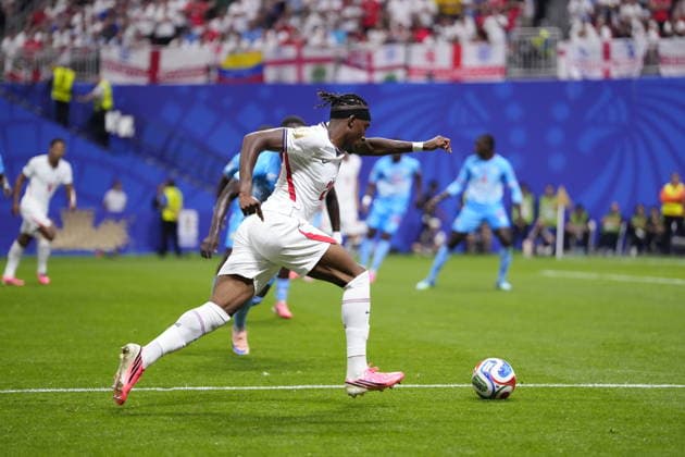 England v DR Congo - FIFA World Cup, WM, Weltmeisterschaft, Fussball 2026 - Round of 32 ATLANTA, USA - JULY 1: Noni Madueke of England drives the ball during 2026 FIFA World Cup Round of 32 match between England and DR Congo at Mercedes-Benz Stadium (Atlanta Stadium) in Atlanta, Georgia, United States on July 1, 2026. Jose Hernandez Anadolu Georgia United States. Editorial use only. Please get in touch for any other usage.  Copyright: x2026xAnadoluxJosexHernandezx