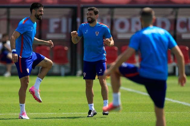The Croatian players, Mateo Kovacic (C) and Andrej Kramaric (L), during a training session for the Croatian national team, Nationalteam at Centennial Park in Toronto, Canada, 1 July 2026. Croatia national team training session !ACHTUNG: NUR REDAKTIONELLE NUTZUNG!  Copyright: xBienvenidoxVelascox GRAF9338 20260701-55020768264_1