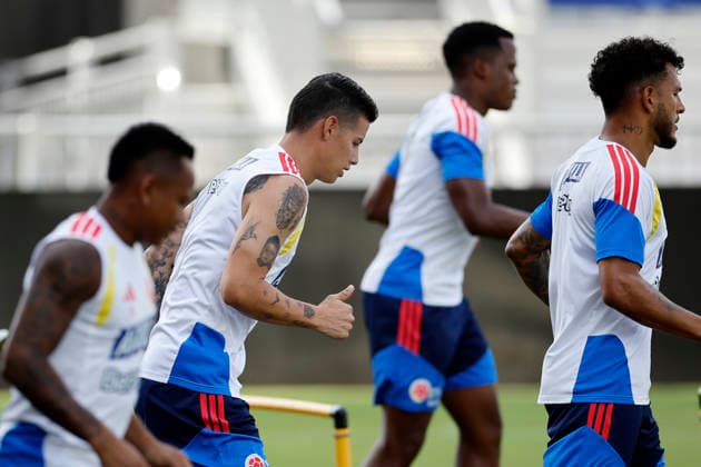 Colombia national team, Nationalteam player James Rodriguez (2L) during a training session at Inter Miami CF Stadium in Fort Lauderdale, Florida, US, 1 July 2026. Colombia national team training session !ACHTUNG: NUR REDAKTIONELLE NUTZUNG!  Copyright: xAlbertoxEstévezx GRAF9305 20260701-55020768358_1