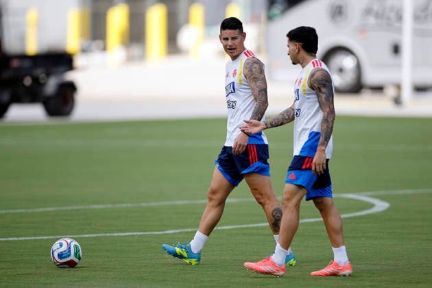 Colombia national team, Nationalteam players James Rodriguez (L) and Gustavo Puerta during a training session at Inter Miami CF Stadium in Fort Lauderdale, Florida, US, 1 July 2026. Colombia national team training session !ACHTUNG: NUR REDAKTIONELLE NUTZUNG!  Copyright: xAlbertoxEstévezx GRAF9314 20260701-55020768394_1