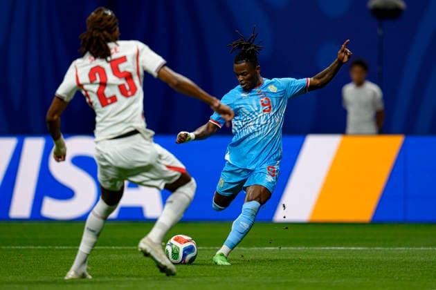 Brian Cipenga seen scoring goal during FIFA World Cup, WM, Weltmeisterschaft, Fussball 2026 Round of 32 game between national teams of England and DR Congo (Edmung Wong Ball Raw Images) Houston Houston Stadium USA Copyright: xEdmundxWongx edmungwong_england_drcongo_2526-2