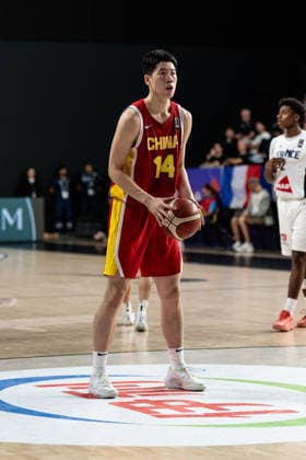 France v China - Round of 16 - FIBA U17, U 17 Basketball World Cup 2026 Ziyi Zhang of China plays during the FIBA U17 Basketball World Cup Round of 16 game between France and China at BDC Main Venue in Istanbul, Turkey, on July 1, 2026. Istanbul Istanbul Turkey  Copyright: xYagizxGurtugx originalFilename:gurtug-francevc260701_npkMG.jpg