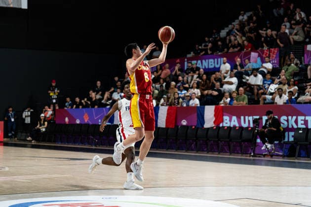 France v China - Round of 16 - FIBA U17, U 17 Basketball World Cup 2026 Yuchen Zhang of China competes during the FIBA U17 Basketball World Cup Round of 16 game between France and China at BDC Main Venue in Istanbul, Turkey, on July 1, 2026. Istanbul Istanbul Turkey  Copyright: xYagizxGurtugx originalFilename:gurtug-francevc260701_npS8j.jpg