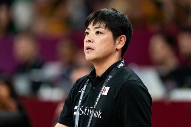 Japan v Lithuania - Round of 16 - FIBA U17, U 17 Basketball World Cup 2026 Sota Katamine, coach of Japan, looks on during the FIBA U17 Basketball World Cup Round of 16 game between Japan and Lithuania at BDC Main Venue in Istanbul, Turkey, on July 1, 2026. Istanbul Istanbul Turkey  Copyright: xYagizxGurtugx originalFilename:gurtug-japanvli260701_npz3F.jpg