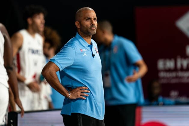 France v China - Round of 16 - FIBA U17, U 17 Basketball World Cup 2026 Tony Parker, coach of France, looks on during the FIBA U17 Basketball World Cup Round of 16 game between France and China at BDC Main Venue in Istanbul, Turkey, on July 1, 2026. Istanbul Istanbul Turkey  Copyright: xYagizxGurtugx originalFilename:gurtug-francevc260701_npvPi.jpg