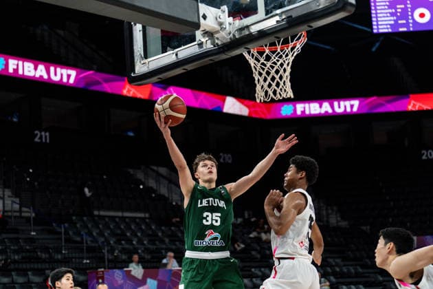 Japan v Lithuania - Round of 16 - FIBA U17, U 17 Basketball World Cup 2026 Gabrielius Buivydas of Lithuania plays during the FIBA U17 Basketball World Cup Round of 16 game between Japan and Lithuania at BDC Main Venue in Istanbul, Turkey, on July 1, 2026. Istanbul Istanbul Turkey  Copyright: xYagizxGurtugx originalFilename:gurtug-japanvli260701_npc4f.jpg