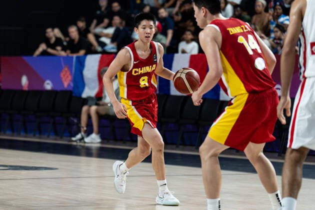 France v China - Round of 16 - FIBA U17, U 17 Basketball World Cup 2026 Yuchen Zhang of China competes during the FIBA U17 Basketball World Cup Round of 16 game between France and China at BDC Main Venue in Istanbul, Turkey, on July 1, 2026. Istanbul Istanbul Turkey  Copyright: xYagizxGurtugx originalFilename:gurtug-francevc260701_npaih.jpg