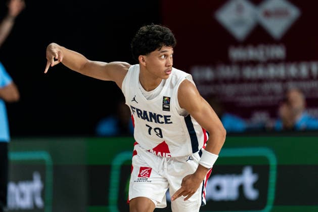 France v China - Round of 16 - FIBA U17, U 17 Basketball World Cup 2026 Aaron Towo-Nansi of France reacts after his three-point shot during the FIBA U17 Basketball World Cup Round of 16 game between France and China at BDC Main Venue in Istanbul, Turkey, on July 1, 2026. Istanbul Istanbul Turkey  Copyright: xYagizxGurtugx originalFilename:gurtug-francevc260701_npf31.jpg