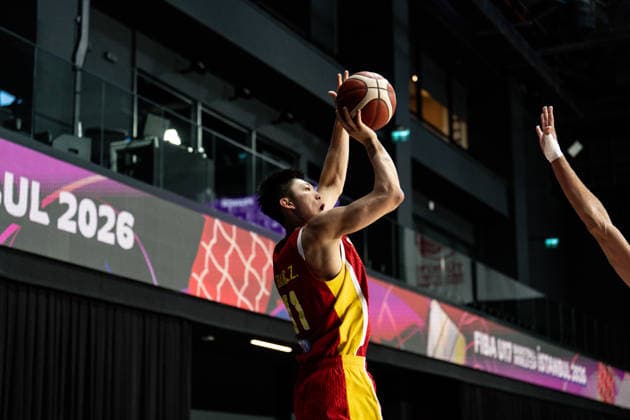 France v China - Round of 16 - FIBA U17, U 17 Basketball World Cup 2026 Chunzhi Zhang of China competes during the FIBA U17 Basketball World Cup Round of 16 game between France and China at BDC Main Venue in Istanbul, Turkey, on July 1, 2026. Istanbul Istanbul Turkey  Copyright: xYagizxGurtugx originalFilename:gurtug-francevc260701_npCpG.jpg