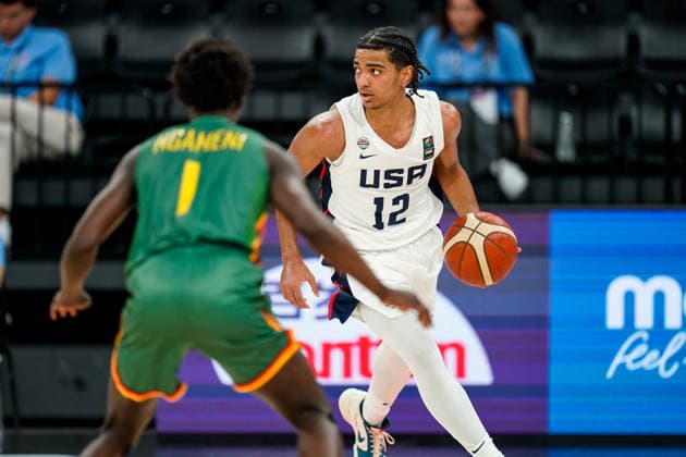 USA v Cameroon - Round of 16 - FIBA U17, U 17 Basketball World Cup 2026 Beckham Black of the United States is in action during the FIBA U17 Basketball World Cup Round of 16 game between the United States and Cameroon at BDC Main Venue in Istanbul, Turkey, on July 1, 2026. Istanbul Istanbul Turkey  Copyright: xYagizxGurtugx originalFilename:gurtug-usavcame260701_npU4B.jpg