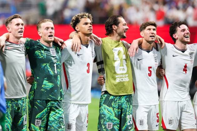 RECORD DATE NOT STATED FIFA World Cup, WM, Weltmeisterschaft, Fussball 2026 - Round of 32 - England v DR Congo England players celebrate their 2 1 comeback victory over DR Congo during the FIFA World Cup 2026 Round of 32 match at Atlanta Stadium, in Atlanta, United States, on Wednesday, July 01, 2026.(Foto: Vanessa Carvalho Brazil Photo Press IMAGO) Sports Copyright: xVanessaxCarvalhox