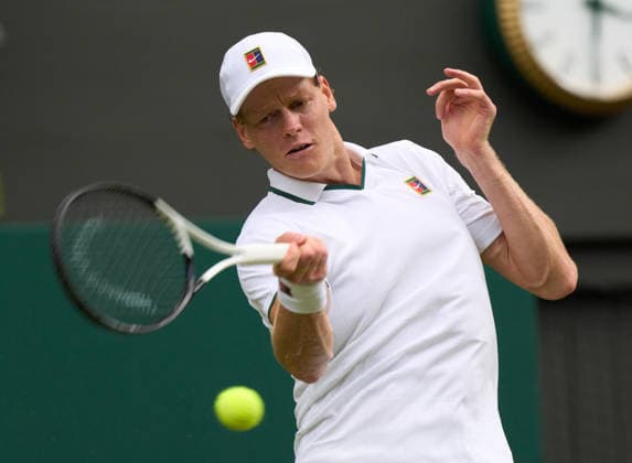 2026 Wimbledon, July 01, Day 3 LONDON, - JULY 1: Jannik Sinner of Italy plays a shot against Nuno Borges of Portugal during the 2026 Wimbledon, July 01, Day 3 at The all England club, Wimbledon on July 1, 2026 in London,GBR. London The all England club, Wimbledon GBR Copyright: xPeterxvanxdenxBerg ISIxPhotosx 9441