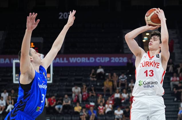 Turkiye v Venezuela - FIBA U17, U 17 Basketball World Cup ISTANBUL, TURKIYE - JULY 1: Omer Yusuf Sik (13) of Turkiye in action against Samuel Uzcategui (L) of Venezuela during the FIBA U17 Basketball World Cup match between Turkiye and Venezuela at Basketball Development Center in Istanbul, Turkiye, on July 1, 2026. Esra Bilgin Anadolu Istanbul Turkey. Editorial use only. Please get in touch for any other usage.  Copyright: x2026xAnadoluxEsraxBilginx