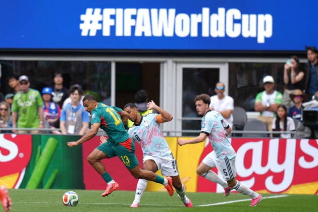 Belgium v Senegal - FIFA World Cup, WM, Weltmeisterschaft, Fussball 2026 - Round of 32 SEATTLE, USA - JULY 01: Youri Tielemans (8) of Belgium in action againstIliman Ndiaye (13) of Senegal during the 2026 FIFA World Cup Round of 32 match between Belgium and Senegal at Lumen Field (Seattle Stadium) in Seattle, Washington, United States on July 01, 2026. Ercin Erturk Anadolu Washington United States. Editorial use only. Please get in touch for any other usage.  Copyright: x2026xAnadoluxErcinxErturkx