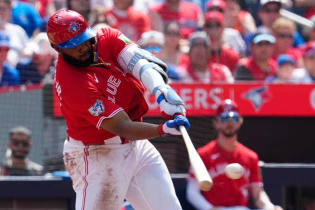 July 1, 2026, Toronto, On, CANADA: Toronto Blue Jays Vladimir Guerrero Jr. hits a double off of New York Mets pitcher Freddy Peralta during first inning MLB, Baseball Herren, USA baseball action in Toronto on Wednesday, July 1, 2026. Canada News - July 1, 2026  - ZUMAc35_ 20260701_zaf_c35_067 Copyright: xFrankxGunnx