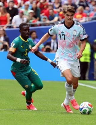 Belgium s Charles De Ketelaere and Senegal s Idrissa Gueye fight for the ball during a soccer game between Belgian national team, Nationalteam Red Devils and Senegal, on Wednesday 01 July 2026, at the Seattle Field, in Seattle, a 1 16 finals game in the FIFA World Cup, WM, Weltmeisterschaft, Fussball 2026. BRUNOxFAHY  x180116129x