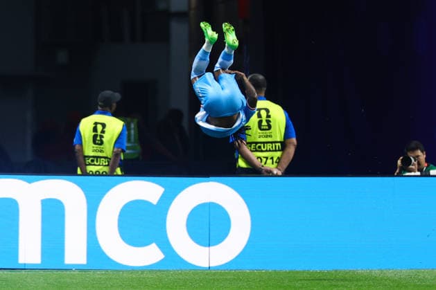 Brian Cipenga of Congo DR does a flip after scoring a goal during the FIFA World Cup, WM, Weltmeisterschaft, Fussball 2026 last 32 match between England and Congo DR at the Mercedez-Benz Stadium, Atlanta, USA on 1 July 2026. Copyright: xPeterxDovganx 45220065