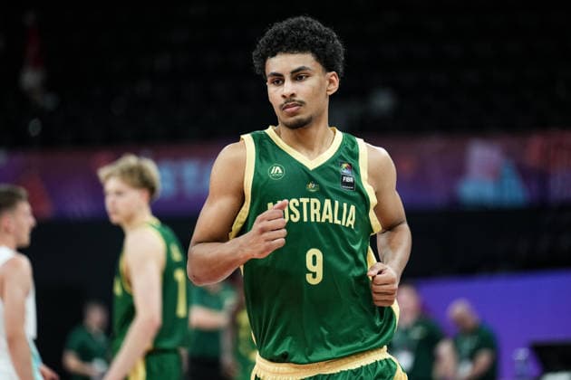 Slovenia v Australia - Round of 16 - FIBA U17, U 17 Basketball World Cup 2026 Antonio Browne of Australia looks on during the FIBA U17 Basketball World Cup Round of 16 game between Slovenia and Australia at BDC Main Venue in Istanbul, Turkey, on July 1, 2026. Istanbul Istanbul Turkey  Copyright: xYagizxGurtugx originalFilename:gurtug-slovenia260701_npIoZ.jpg