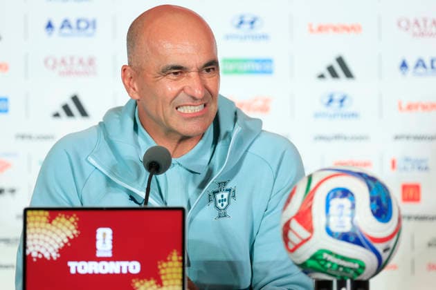 Portugal s coach Roberto Martinez speaks at a press conference, PK, Pressekonferenz in Toronto, Canada, 01 July 2026. Press conference of the Portugal national team, Nationalteam !ACHTUNG: NUR REDAKTIONELLE NUTZUNG!  Copyright: xBienvenidoxVelascox GR3337 20260701-55020769970_1
