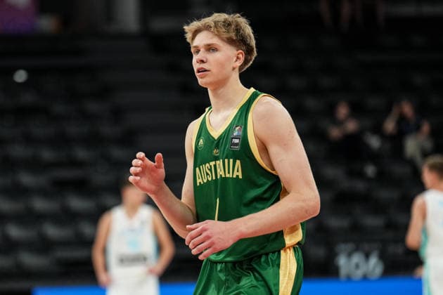 Slovenia v Australia - Round of 16 - FIBA U17, U 17 Basketball World Cup 2026 Luke Paul of Australia looks on during the FIBA U17 Basketball World Cup Round of 16 game between Slovenia and Australia at BDC Main Venue in Istanbul, Turkey, on July 1, 2026. Istanbul Istanbul Turkey  Copyright: xYagizxGurtugx originalFilename:gurtug-slovenia260701_npG8T.jpg