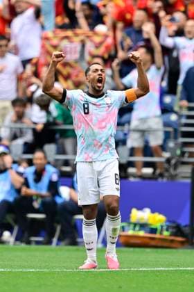 Belgium vs Senegal - 2026 FIFA World Cup, WM, Weltmeisterschaft, Fussball SEATTLE, USA - JULY 01 : Tielemans Youri midfielder of Belgium celebrates after scoring during the FIFA World Cup 2026 Round of 32 match between Belgium and Senegal at the Lumen Field stadium on July 01, 2026 in Seattle, USA, 15 06 2026 Seattle United States of America  Copyright: xJanxDexMeuleneirx