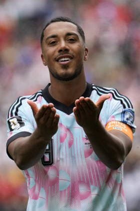 FIFA World Cup, WM, Weltmeisterschaft, Fussball 2026 - Round of 32 - Belgium vs Senegal Youri Tielemans of Belgium celebrates scoring the 3-2 goal during the FIFA World Cup 2026 Round of 32 match Belgium against Senegal, in Seattle, Washington, USA, 01 July 2026. SEATTLE United States  Copyright: xSTEPHENxBRASHEARx