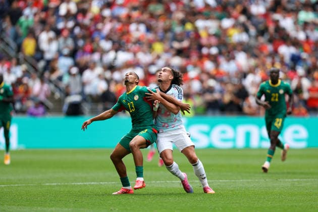 SEATTLE, WA - JULY 01: Forward Iliman Ndiaye 13 of Senegal is guarded by defender Arthur Theate 3 of Belgium during the FIFA World Cup, WM, Weltmeisterschaft, Fussball 2026 Round of 32 match between Belgium and Senegal on July 1, 2026 at Seattle Stadium in Seattle, Washington. (Photo by Henry Rodenburg Icon Sportswire) SOCCER: JUL 01 FIFA World Cup 26 Round of 32 - Belgium v Senegal EDITORIAL USE ONLY Icon260701011