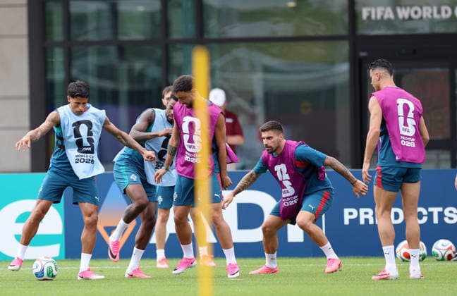 Portugal Training - FIFA World Cup, WM, Weltmeisterschaft, Fussball 2026 Joao Cancelo, Bruno Fernandes and Ruben Neves of Portugal during the training session one day ahead of the FIFA World Cup 2026 Round of 32 match between Portugal and Croatia at training ground Centennial Park on July 01, 2026 in Toronto, Ontario.  SanjinxStrukic PIXSELL