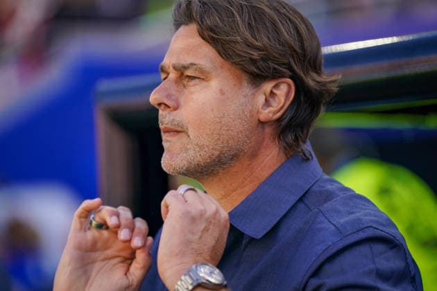 USA: Fußball FIFA World Cup, WM, Weltmeisterschaft, Fussball 2026, Sechzehntelfinale - USA vs Bosnien - Herzegowina im Levi™s Stadium (Santa Clara, San Francisco Bay Area, Kalifornien): Mauricio Pochettino (Trainer, USA) *** USA Soccer 2026 FIFA World Cup, Round of 32: USA vs. Bosnia and Herzegovina at Levi’s™ Stadium in Santa Clara, San Francisco Bay Area, California; Mauricio Pochettino, Head Coach, USA Copyright: xJOERANxSTEINSIEKx