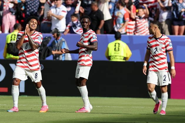 FIFA World Cup, WM, Weltmeisterschaft, Fussball 2026 - Round of 32 - USA vs Bosnia and Herzegovina Folarin Balogun of USA (C) gestures after his goal was disallowed during the FIFA World Cup 2026 Round of 32 match USA against Bosnia and Herzegovina, in San Francisco, Califronia, USA, 01 July 2026. SANTA CLARA United States  Copyright: xBENJAMINxFANJOYx