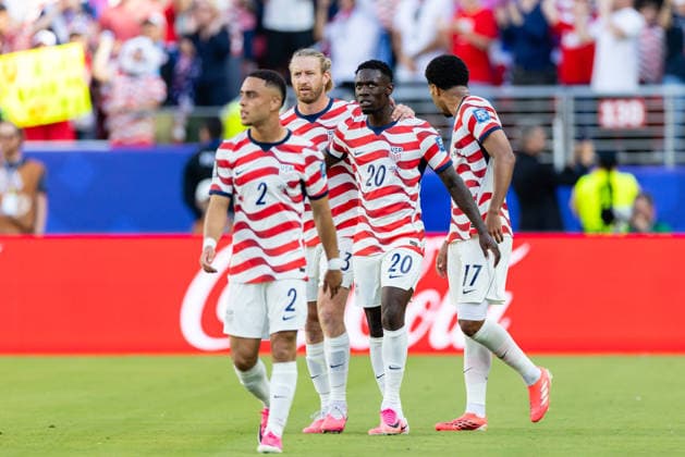 SANTA CLARA, CA - JULY 01: Folarin Balogun 20 of United States of America celebrates a goal with teammates during the FIFA World Cup, WM, Weltmeisterschaft, Fussball 2026 Round of 32 match between United States of America and Bosnia and Herzegovina on July 1, 2026 at San Francisco Bay Area Stadium in Santa Clara, CA. (Photo by Matthew Huang Icon Sportswire) SOCCER: JUL 01 FIFA World Cup 26 Round of 32 - USA v Bosnia and Herzegovina EDITORIAL USE ONLY Icon260701026